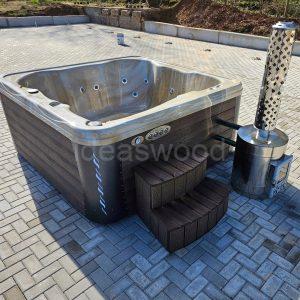 Square hot tub